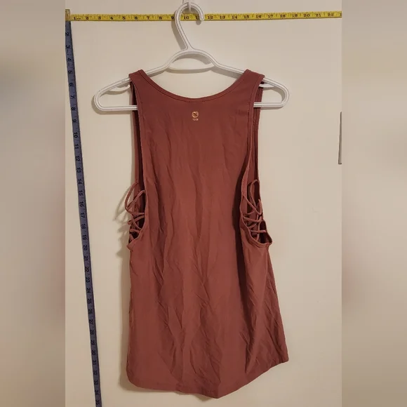 Tank - Picture 2 of 3